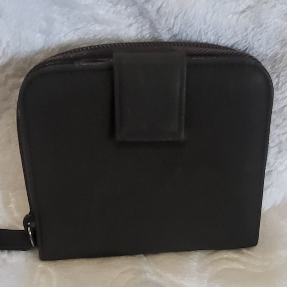 Prada nylon wallet - Picture 4 of 8